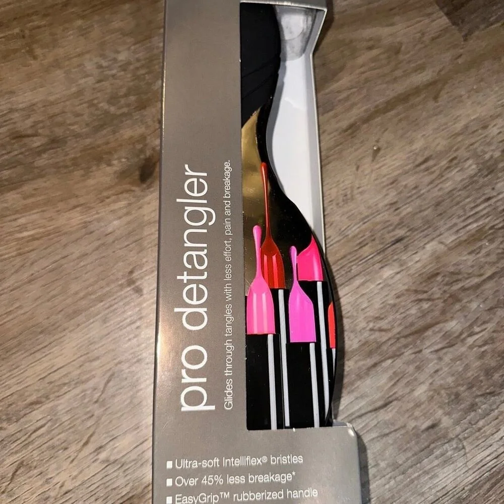 Wet Brush Pro Detangler Lipstick‎ love IntelliFlex Bristles EasyGrip Handle NEW